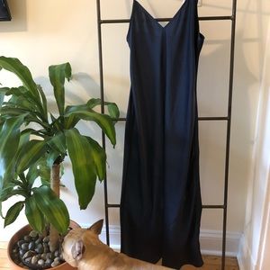 Aritzia Wilfred Free slip dress